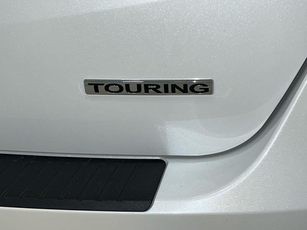 used 2025 Honda Odyssey car, priced at $44,013