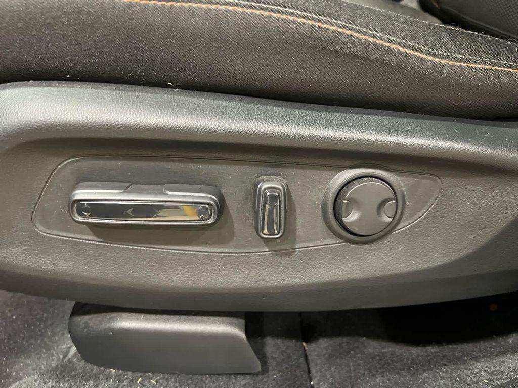 used 2023 Honda CR-V Hybrid car, priced at $33,280