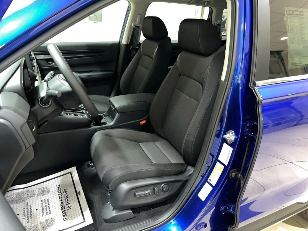 new 2025 Honda CR-V car, priced at $35,700