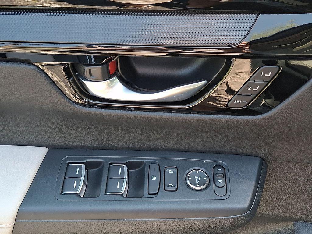 used 2023 Honda CR-V car, priced at $31,799