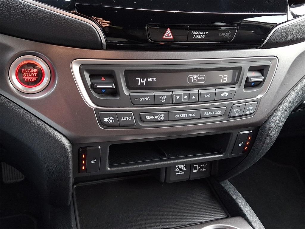 used 2022 Honda Pilot car, priced at $28,499