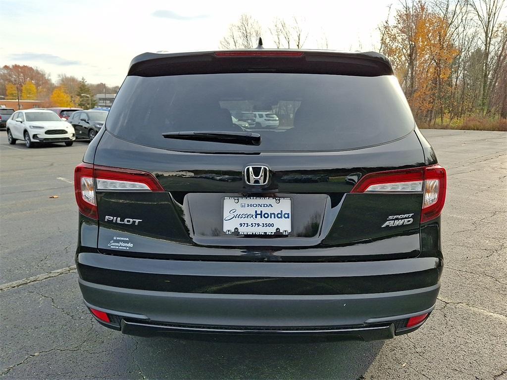 used 2022 Honda Pilot car, priced at $28,499