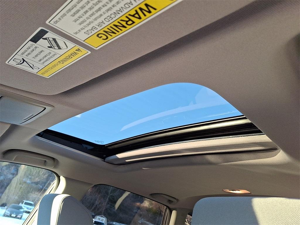 used 2022 Honda CR-V car, priced at $26,999