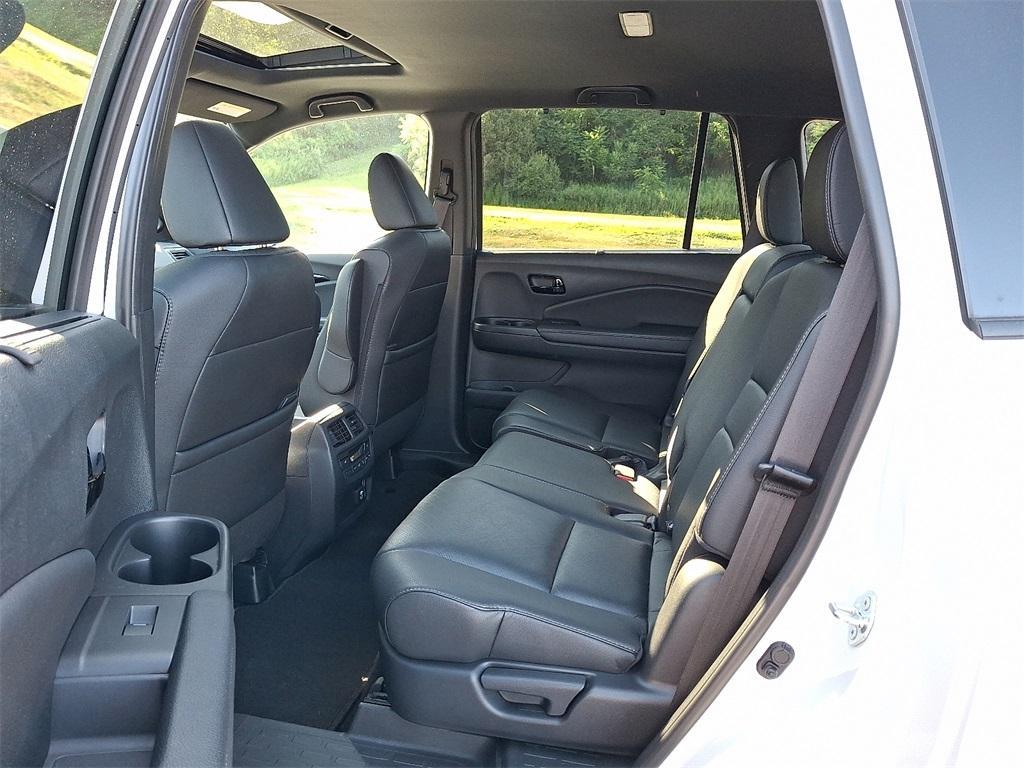 used 2022 Honda Passport car, priced at $32,399