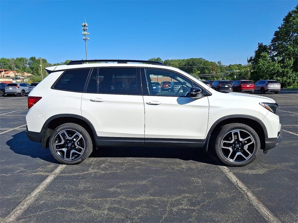 used 2022 Honda Passport car, priced at $32,399