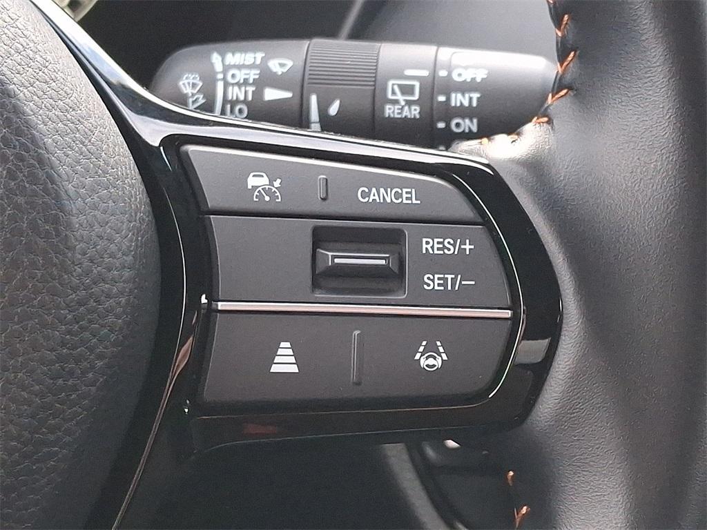 used 2025 Honda HR-V car, priced at $27,999