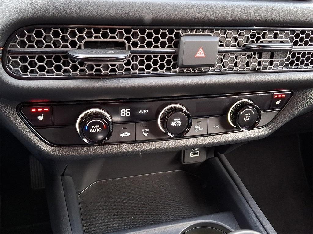 used 2025 Honda HR-V car, priced at $27,999