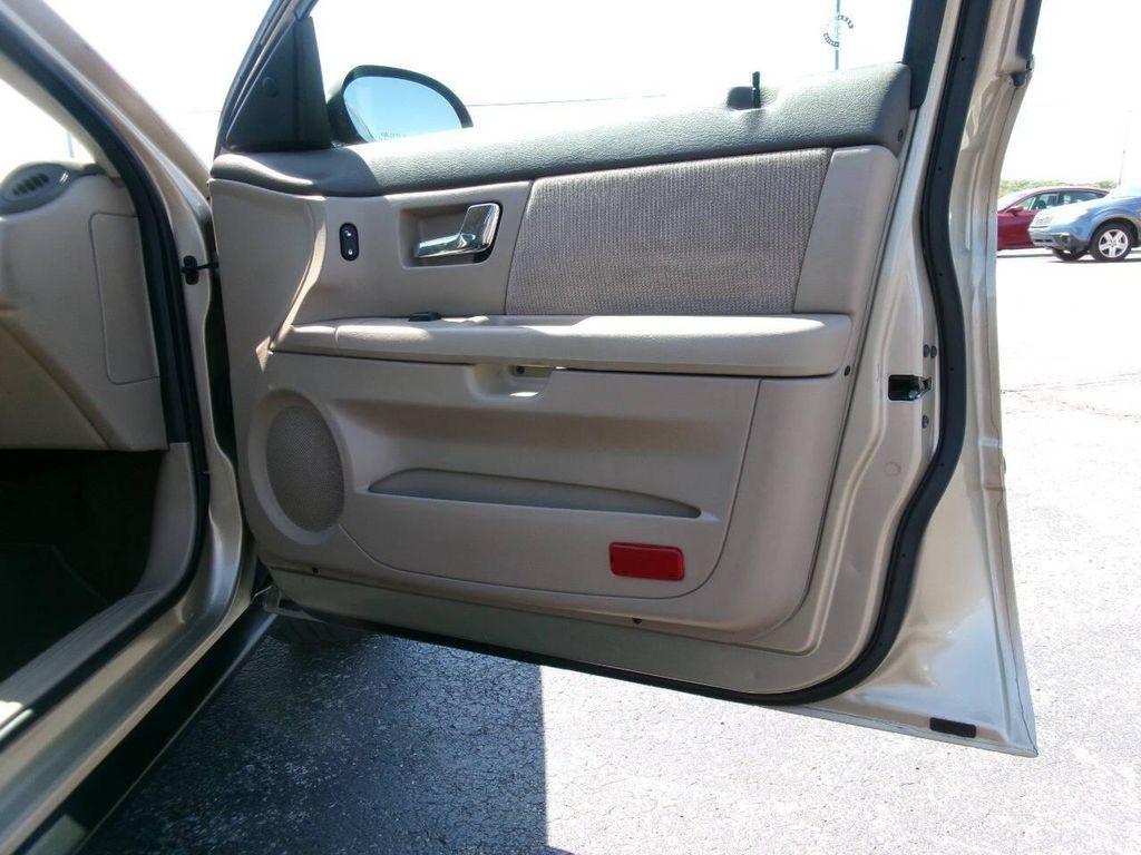 used 2001 Ford Taurus car, priced at $6,995