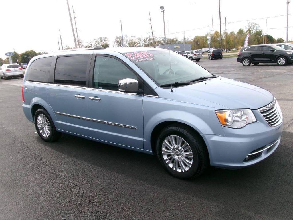 used 2016 Chrysler Town & Country car, priced at $15,995