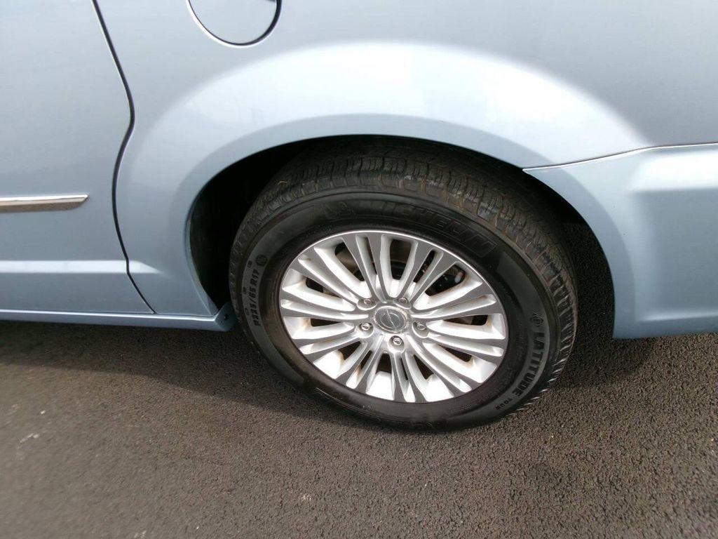 used 2016 Chrysler Town & Country car, priced at $15,995