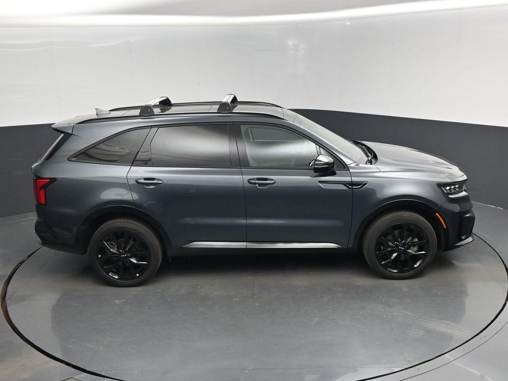 used 2022 Kia Sorento car, priced at $25,160