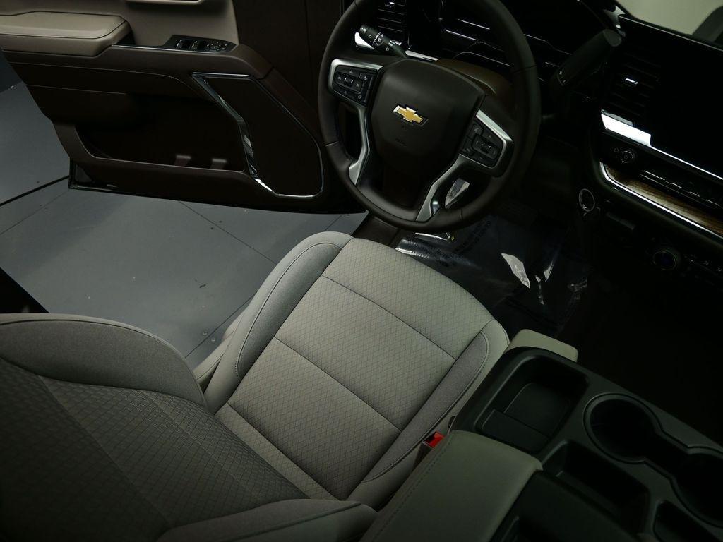 used 2024 Chevrolet Silverado 1500 car, priced at $34,930