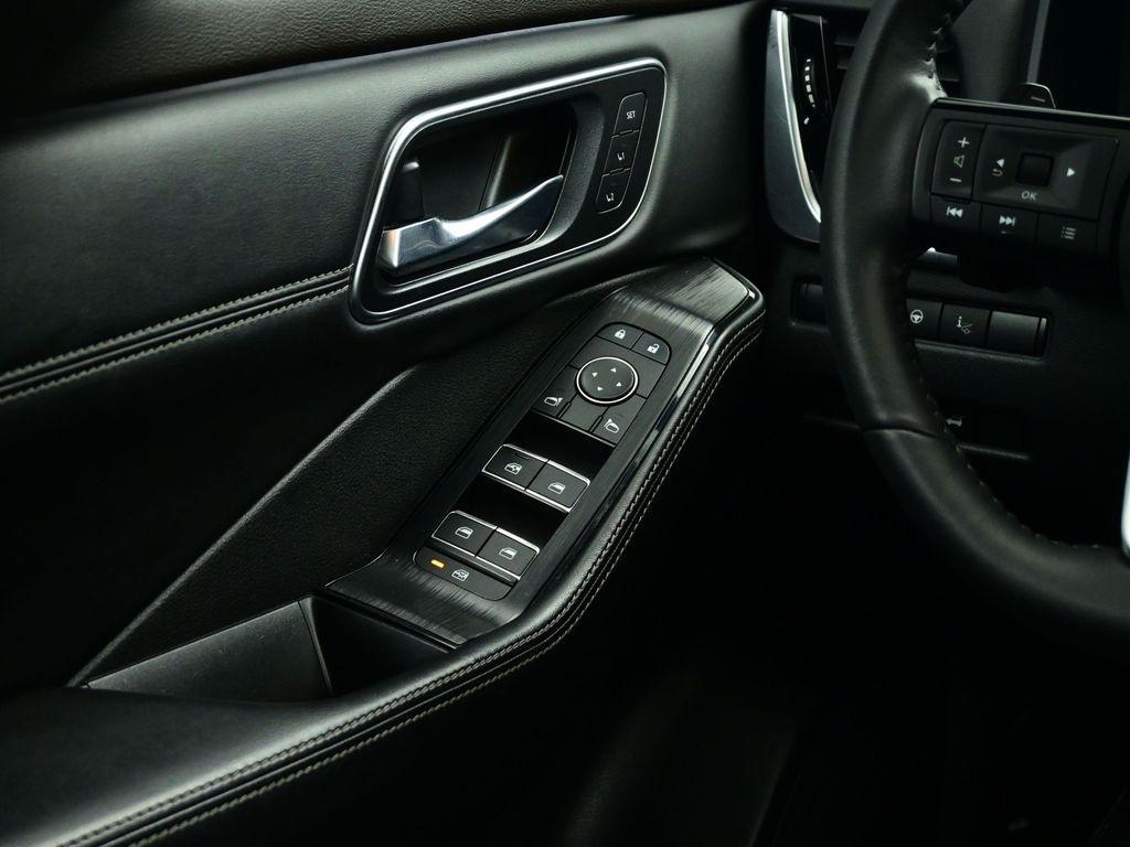 used 2023 Nissan Rogue car, priced at $24,371