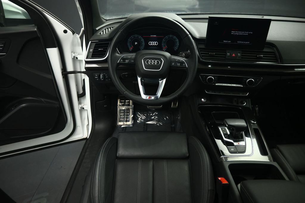 used 2022 Audi SQ5 car, priced at $33,149