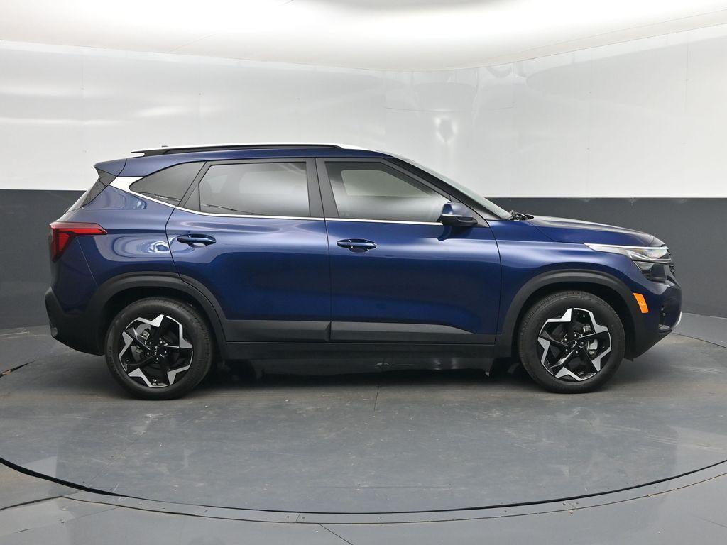 used 2025 Kia Seltos car, priced at $24,999