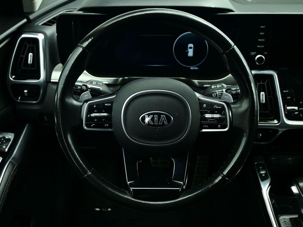 used 2021 Kia Sorento car, priced at $23,314