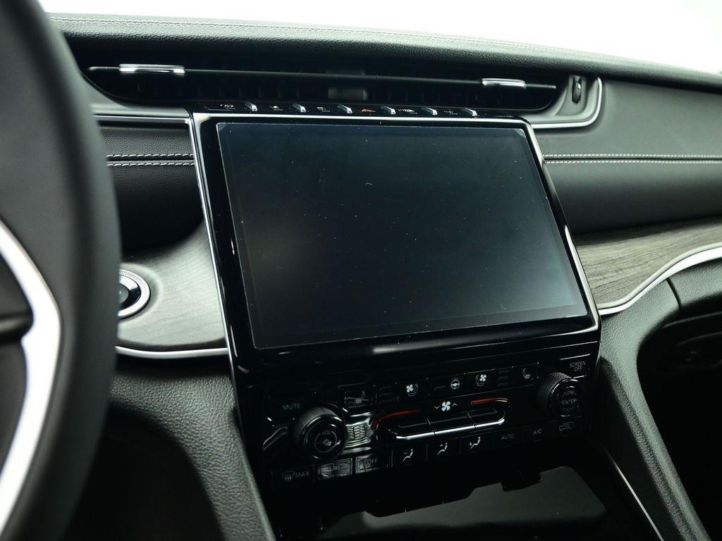 used 2024 Jeep Grand Cherokee L car, priced at $31,256