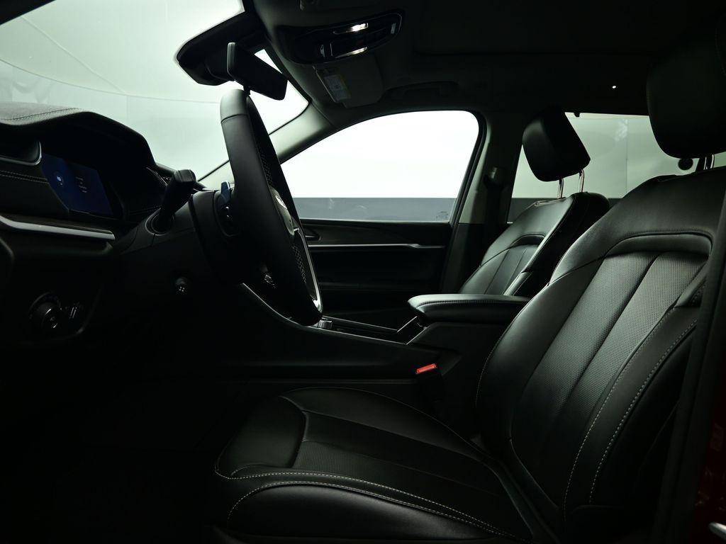 used 2024 Jeep Grand Cherokee L car, priced at $31,256