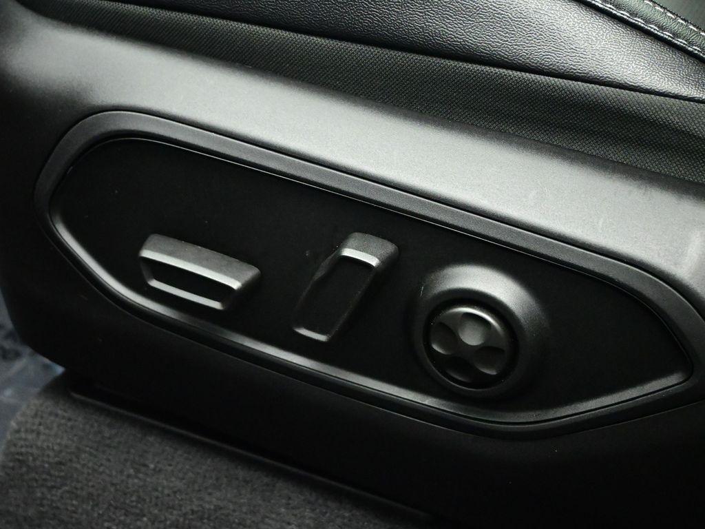 used 2024 Jeep Grand Cherokee L car, priced at $31,256