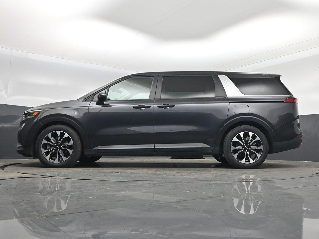 used 2022 Kia Carnival car, priced at $25,999