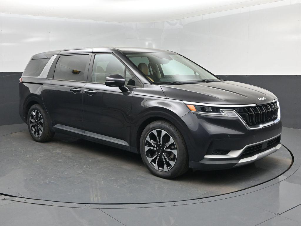 used 2022 Kia Carnival car, priced at $25,999