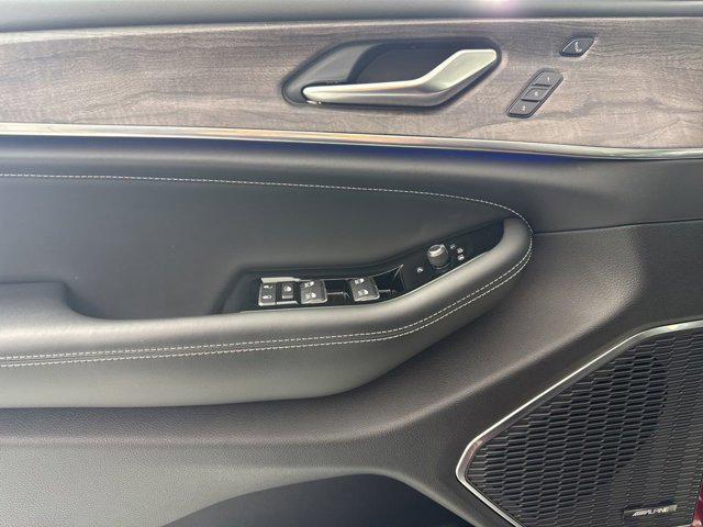 used 2023 Jeep Grand Cherokee car, priced at $38,888