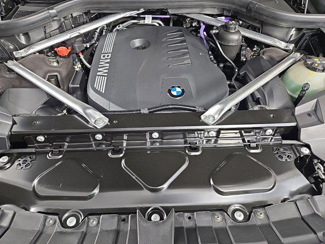 new 2026 BMW X7 car, priced at $98,125