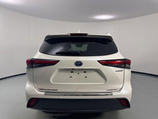used 2021 Toyota Highlander Hybrid car, priced at $39,888