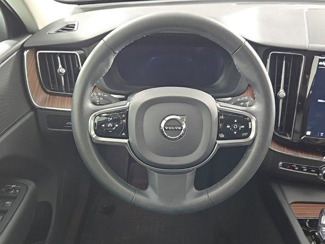 used 2024 Volvo XC60 car, priced at $34,888
