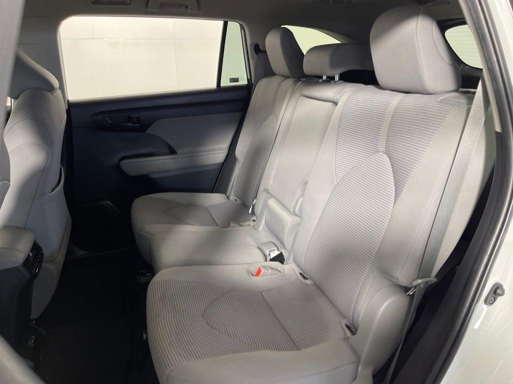 used 2023 Toyota Highlander car, priced at $31,998