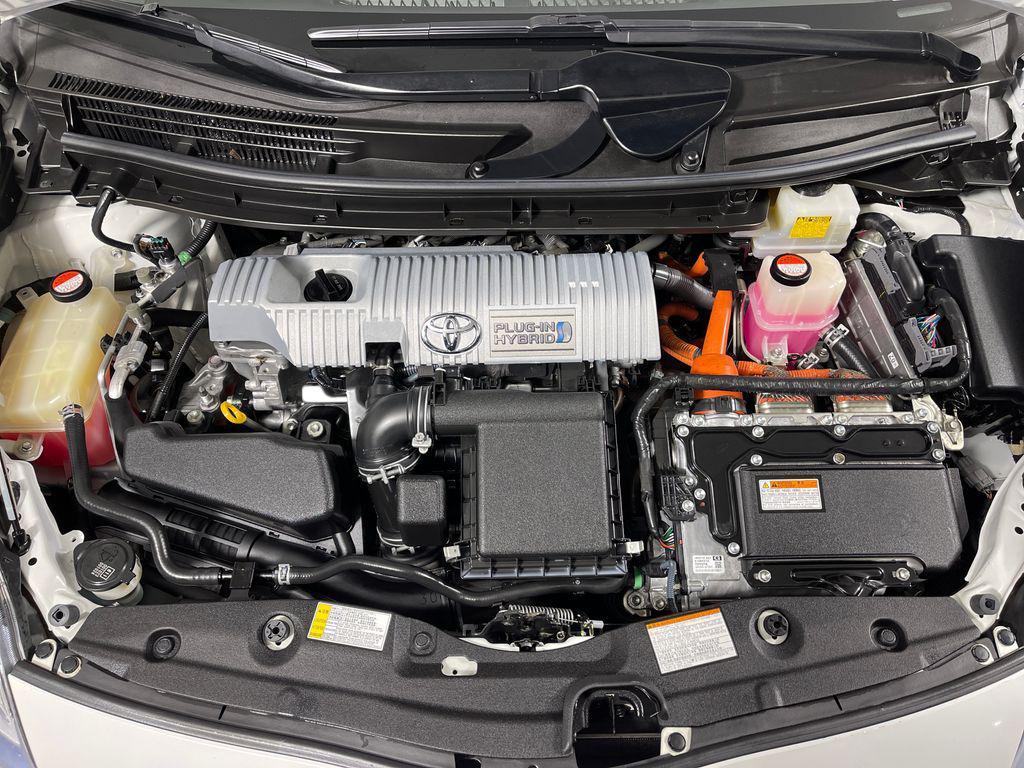 used 2015 Toyota Prius Plug-in car, priced at $15,998