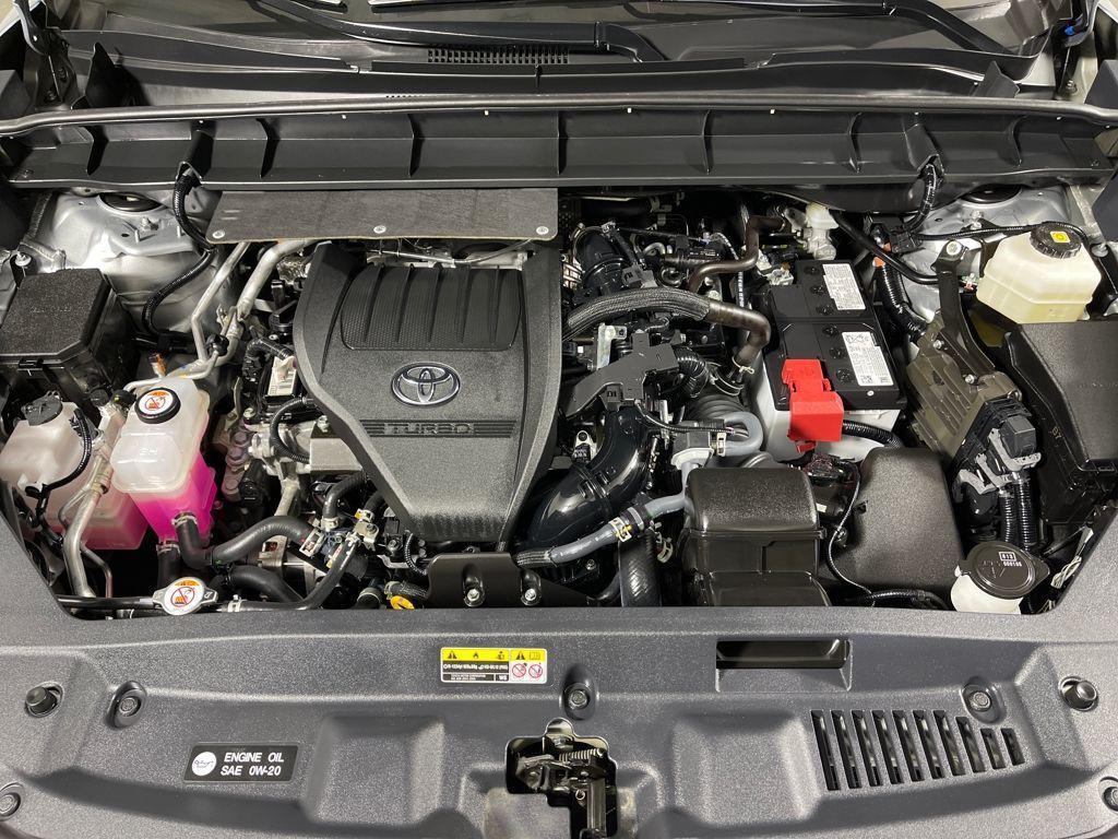used 2025 Toyota Highlander car, priced at $38,487