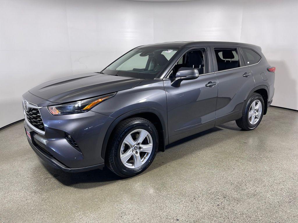 used 2023 Toyota Highlander car, priced at $29,987
