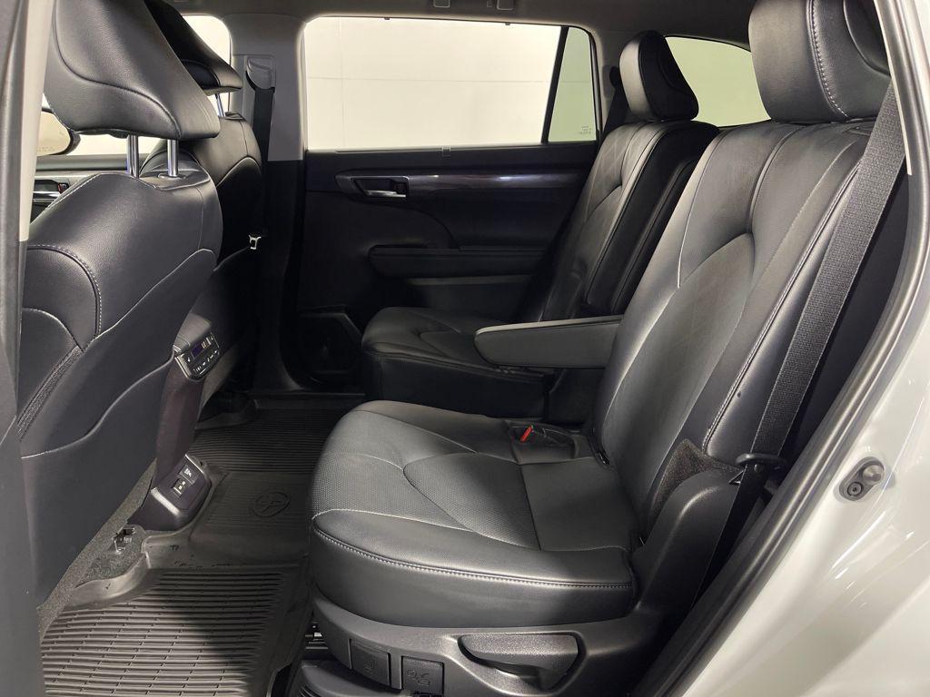 used 2024 Toyota Highlander Hybrid car, priced at $52,377