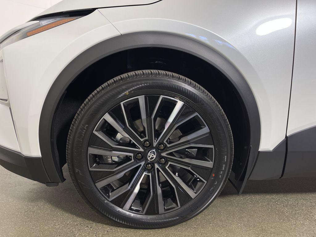 new 2026 Toyota C-HR car, priced at $43,278