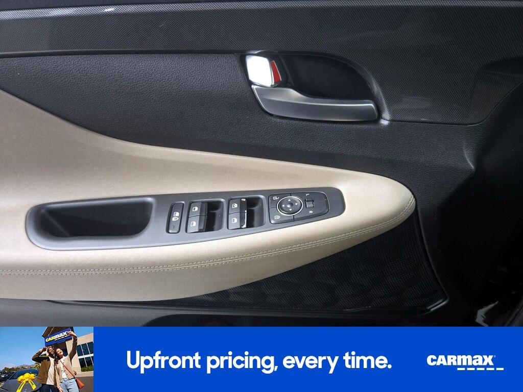 used 2023 Hyundai Santa Fe car, priced at $19,998