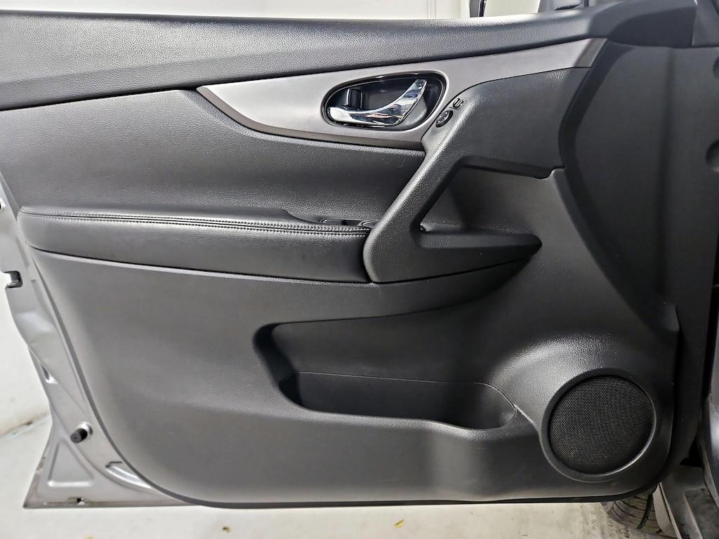 used 2016 Nissan Rogue car, priced at $14,599