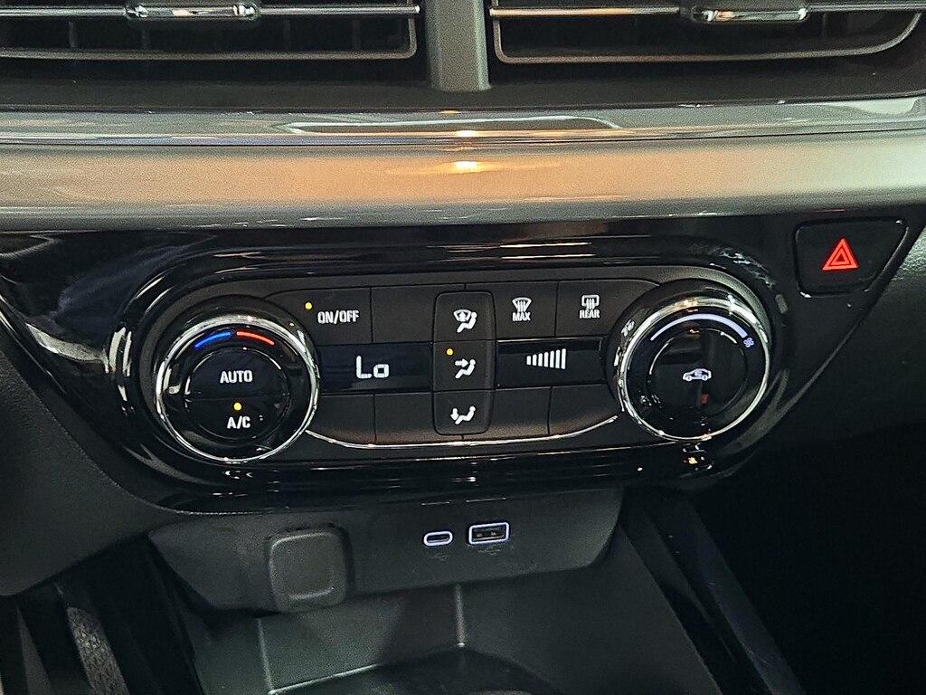 used 2025 Chevrolet Trax car, priced at $21,998