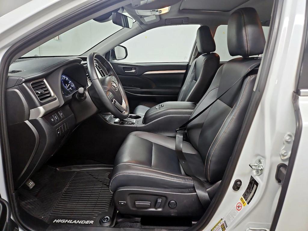 used 2019 Toyota Highlander car, priced at $32,998