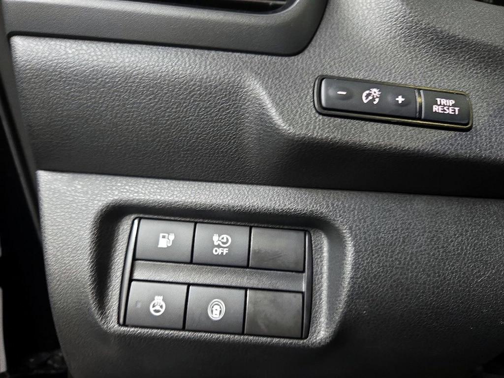 used 2022 Nissan Leaf car, priced at $15,998