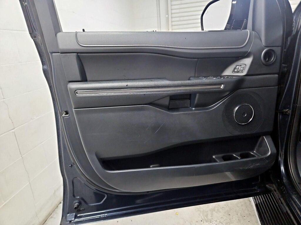 used 2022 Ford Expedition car, priced at $35,998