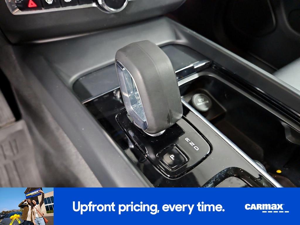 used 2024 Volvo XC60 car, priced at $33,998