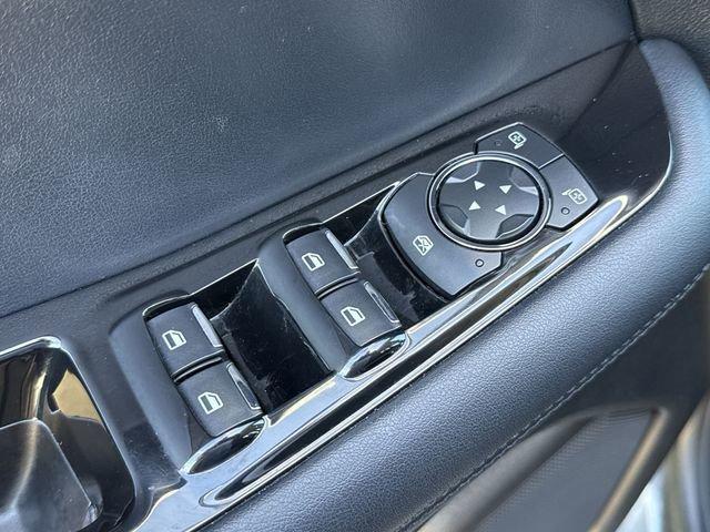 used 2017 Ford Edge car, priced at $14,000