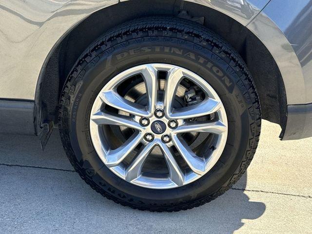 used 2017 Ford Edge car, priced at $14,000