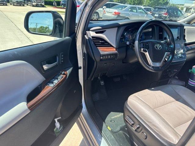 used 2017 Toyota Sienna car, priced at $21,725
