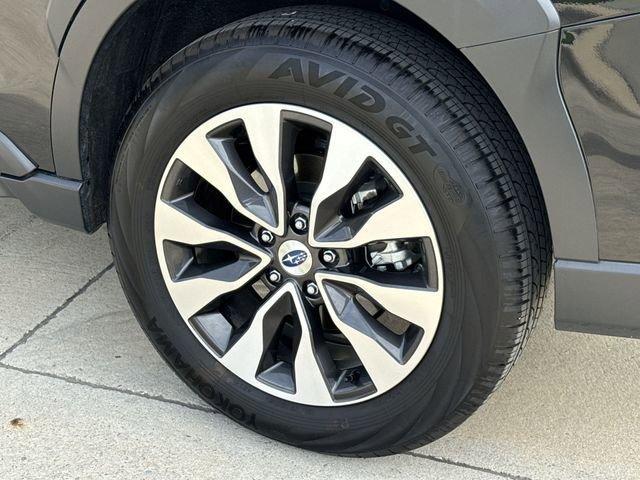 used 2025 Subaru Outback car, priced at $40,000