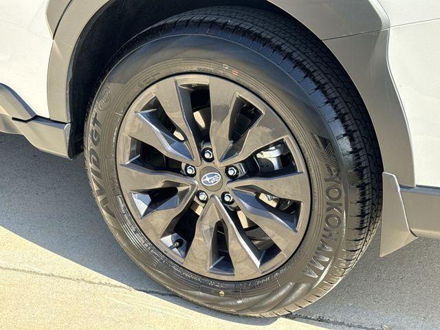used 2025 Subaru Outback car, priced at $35,000