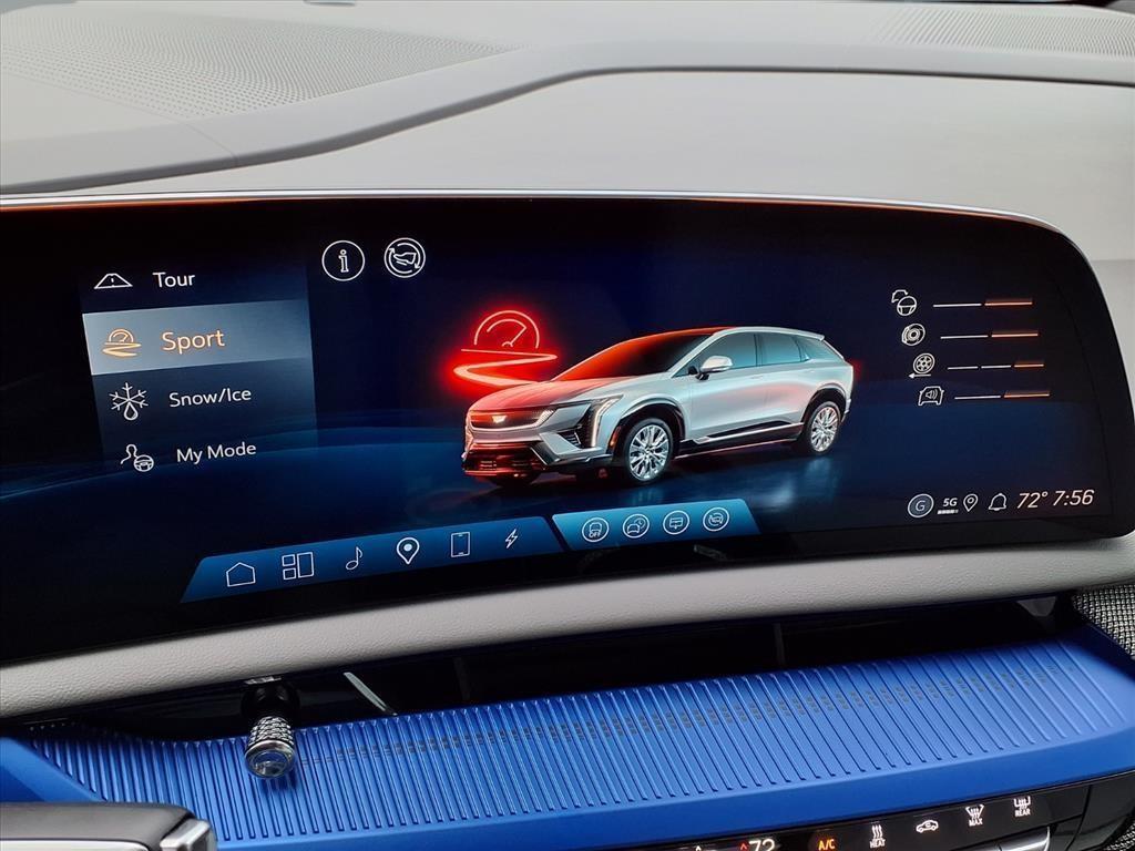 new 2026 Cadillac OPTIQ car, priced at $58,269