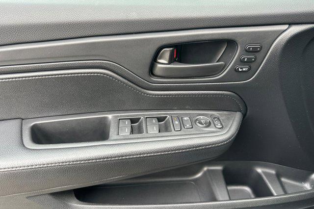 used 2024 Honda Odyssey car, priced at $33,999