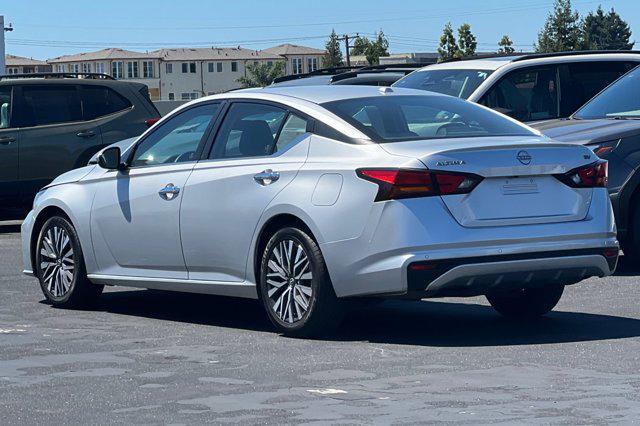 used 2023 Nissan Altima car, priced at $15,555